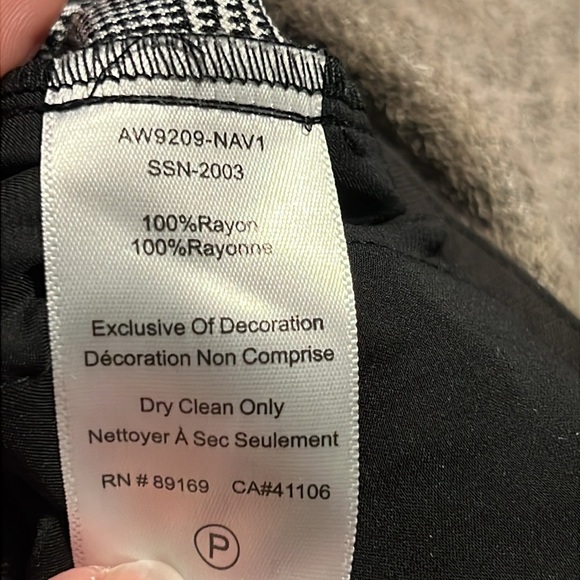 ATM Anthony Thomas Melillio Women Glen Plaid Crop Pants 8 career office business - Picture 9 of 9